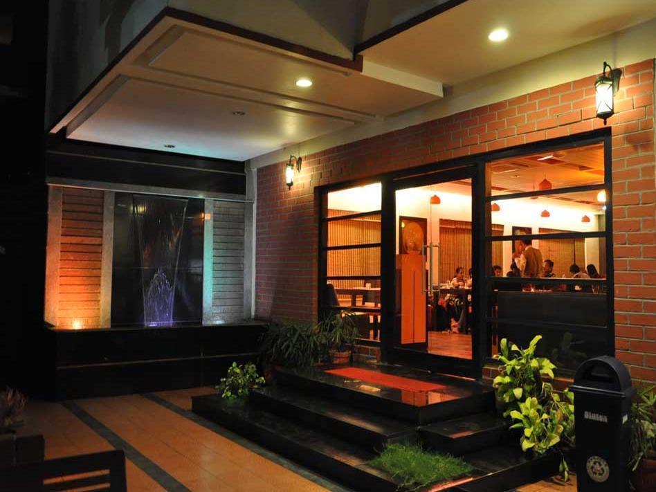 Hotel Hampi International Hospet Zewnętrze zdjęcie